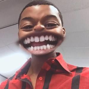 Meet your Posher, Wallace